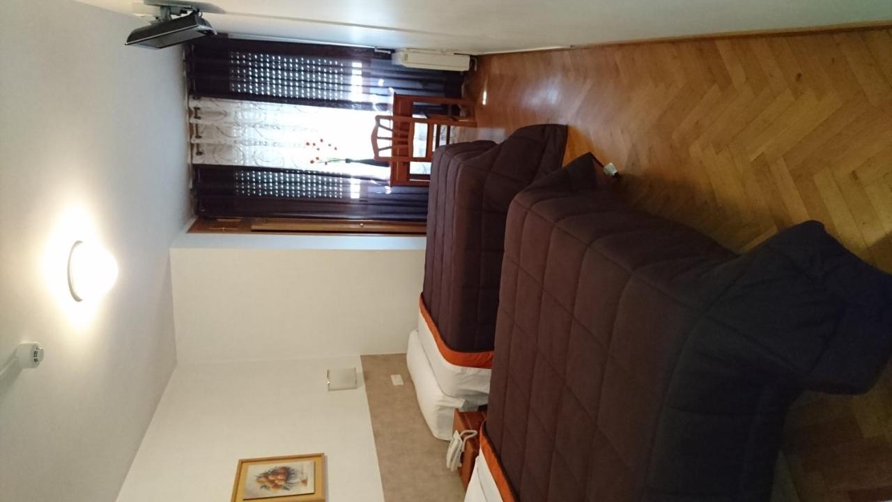 Pension Santa Clara A Coruna Ngoại thất bức ảnh