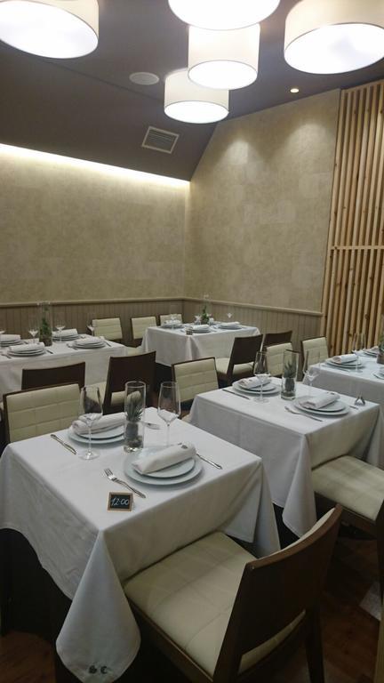 Pension Santa Clara A Coruna Ngoại thất bức ảnh