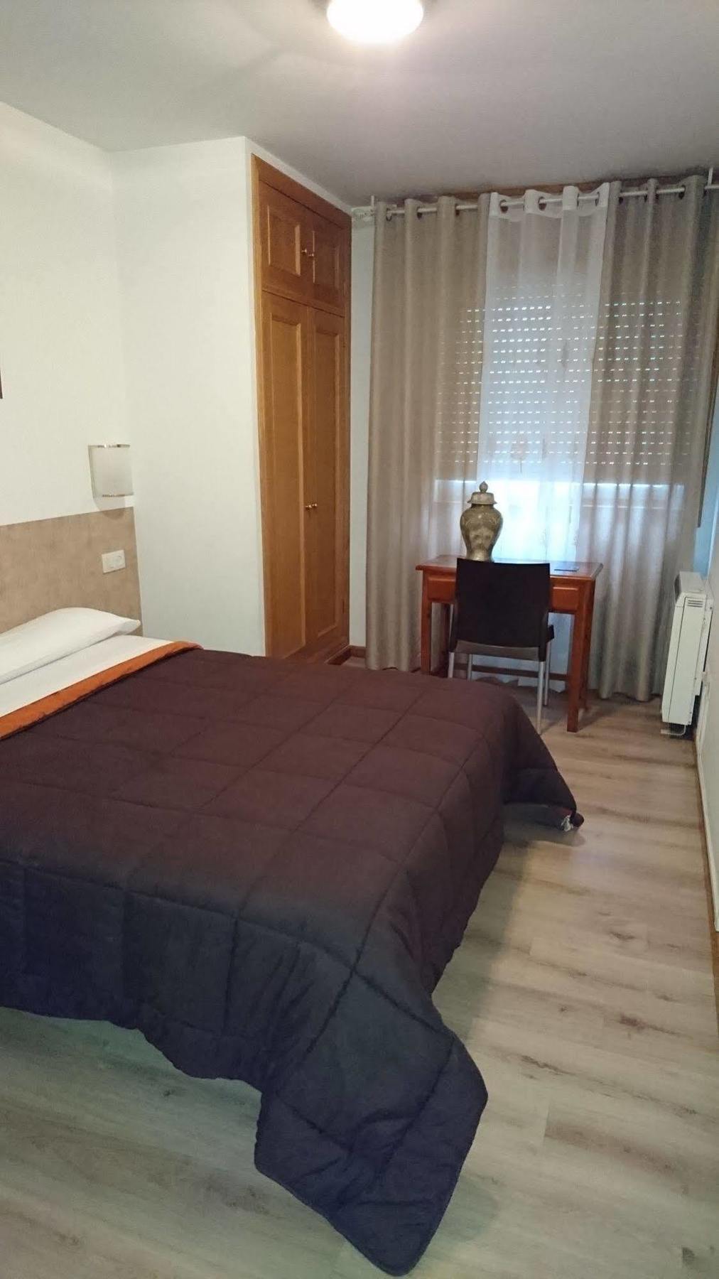 Pension Santa Clara A Coruna Ngoại thất bức ảnh
